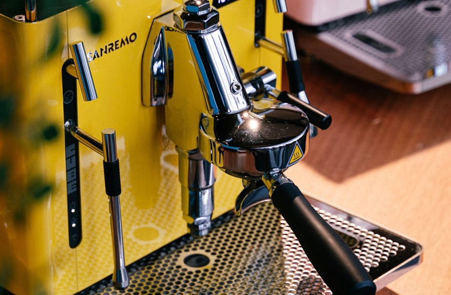 Sanremo CUBE – kompaktna “lifestyle” espresso mašina (mala izvana, ozbiljna iznutra)